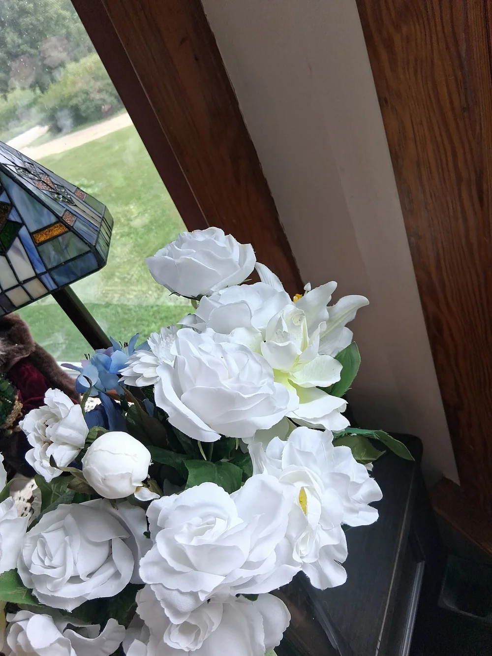 Artificial White and Blue Rose Bouquet in Black Vase - Unbranded